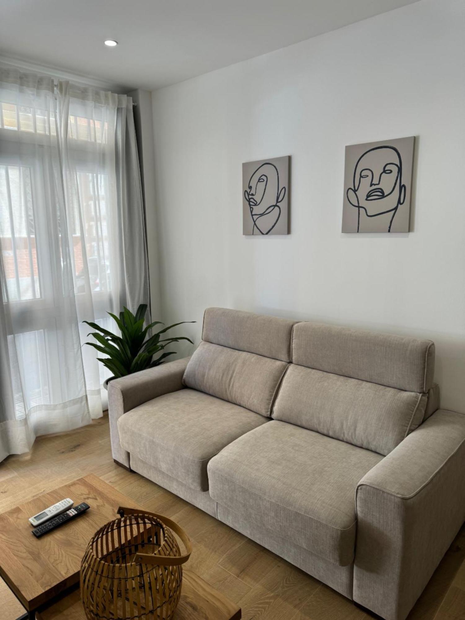 Alderete Suites Malaga Bagian luar foto