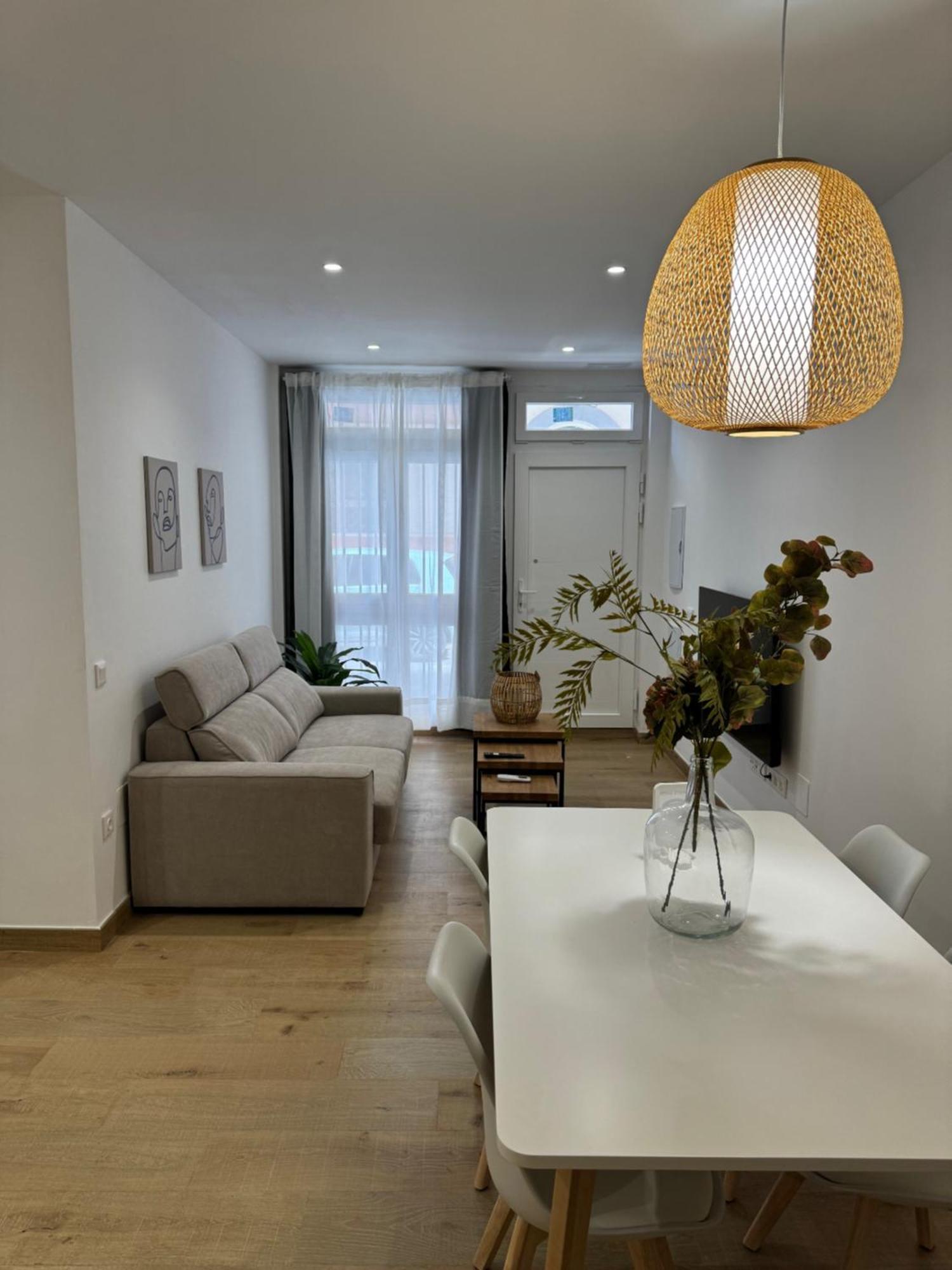 Alderete Suites Malaga Bagian luar foto