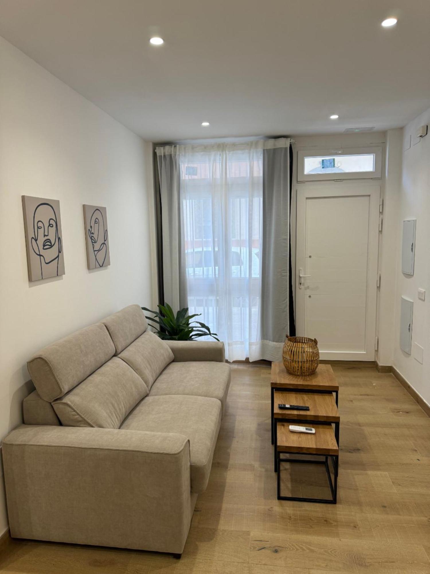 Alderete Suites Malaga Bagian luar foto