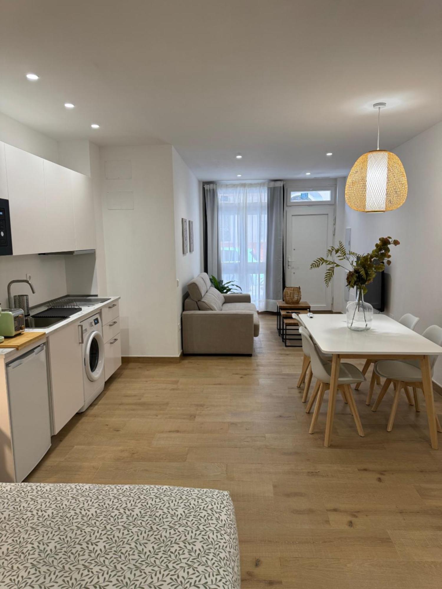 Alderete Suites Malaga Bagian luar foto