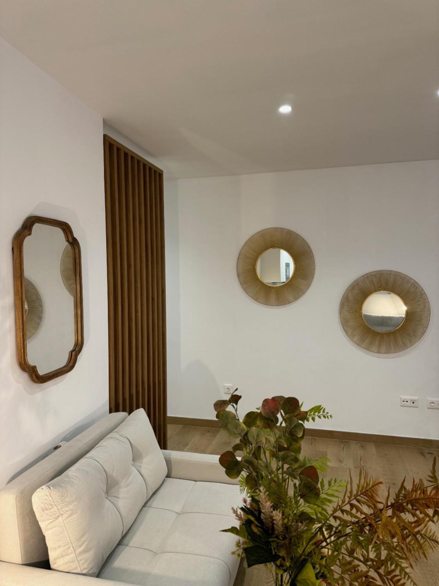 Alderete Suites Malaga Bagian luar foto