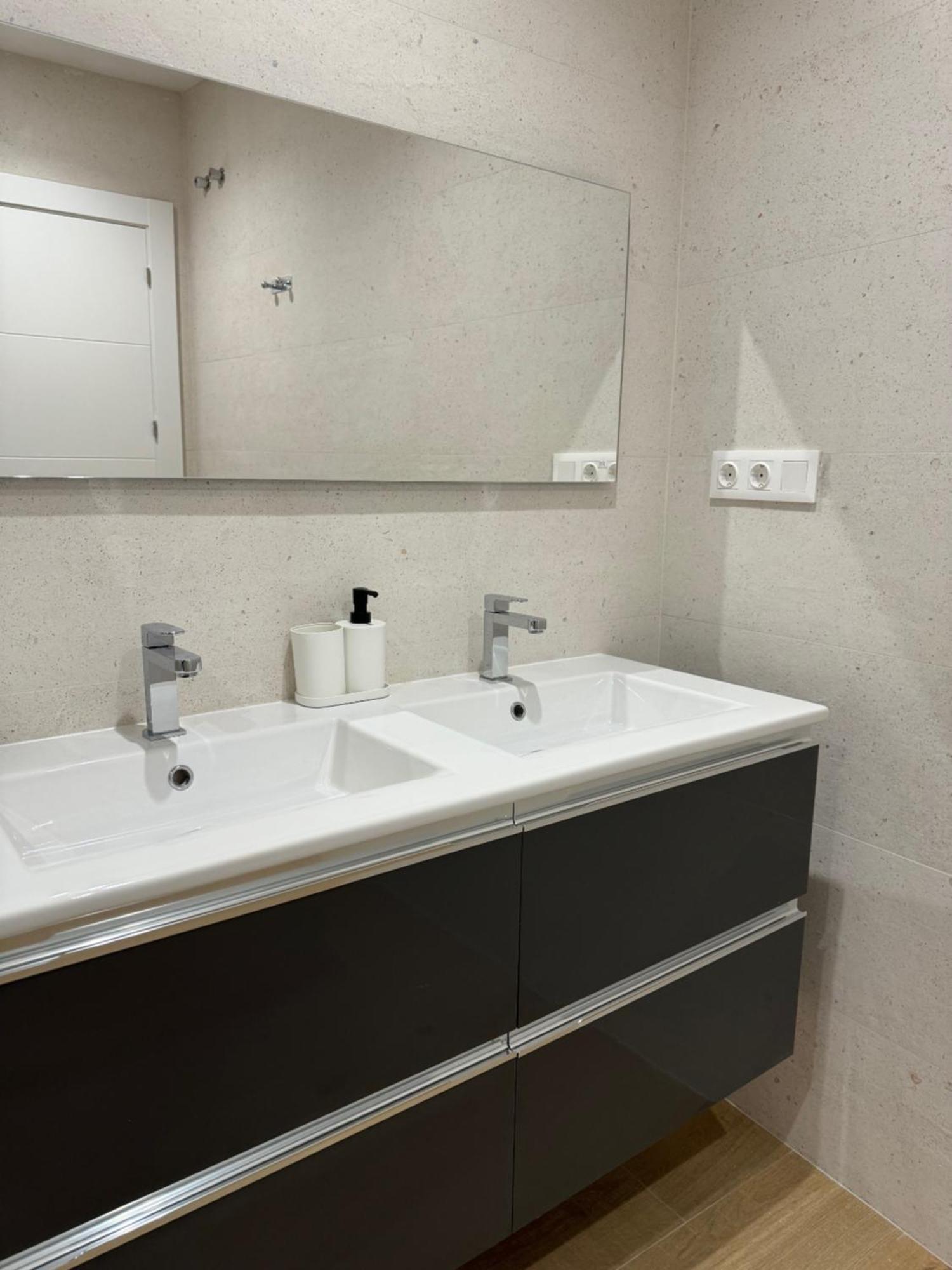 Alderete Suites Malaga Bagian luar foto