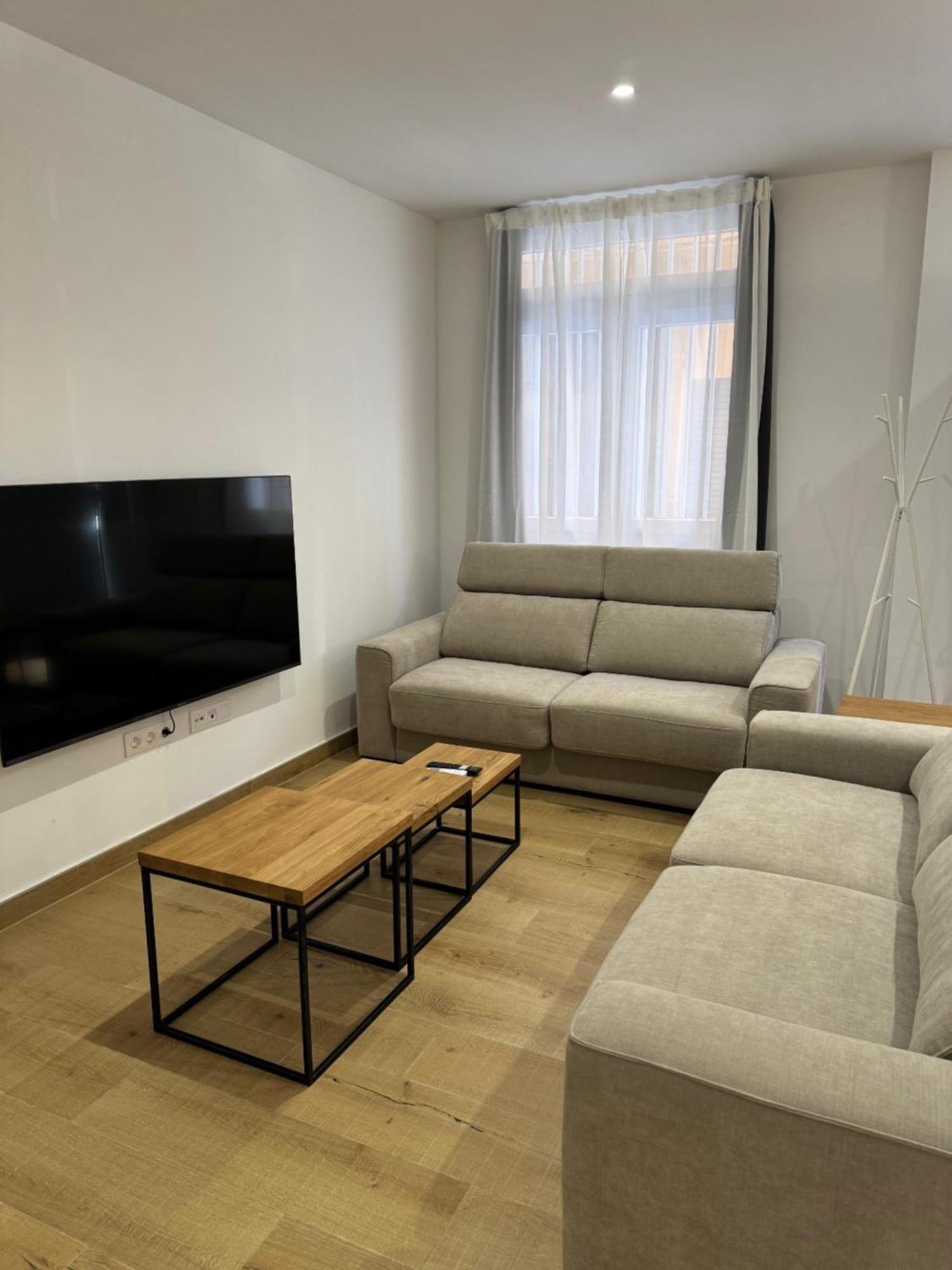 Alderete Suites Malaga Bagian luar foto