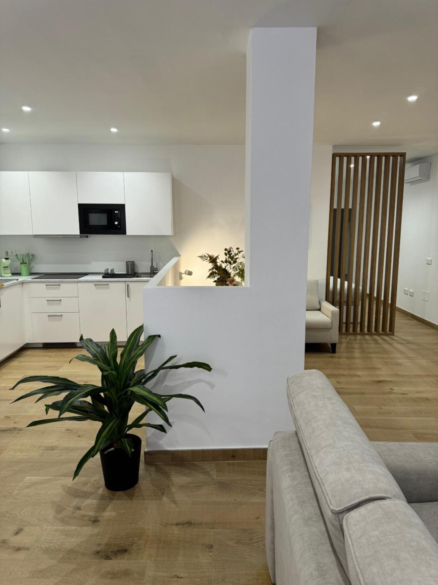 Alderete Suites Malaga Bagian luar foto