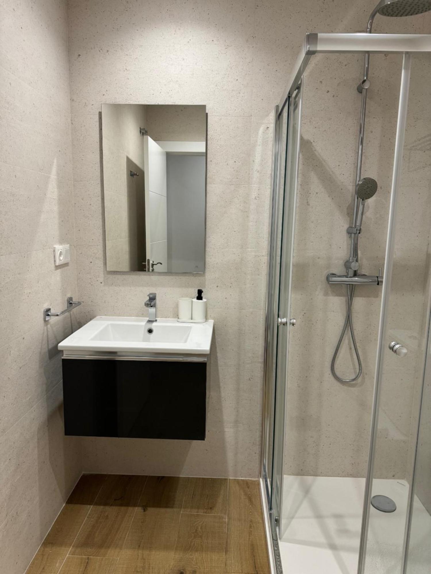 Alderete Suites Malaga Bagian luar foto