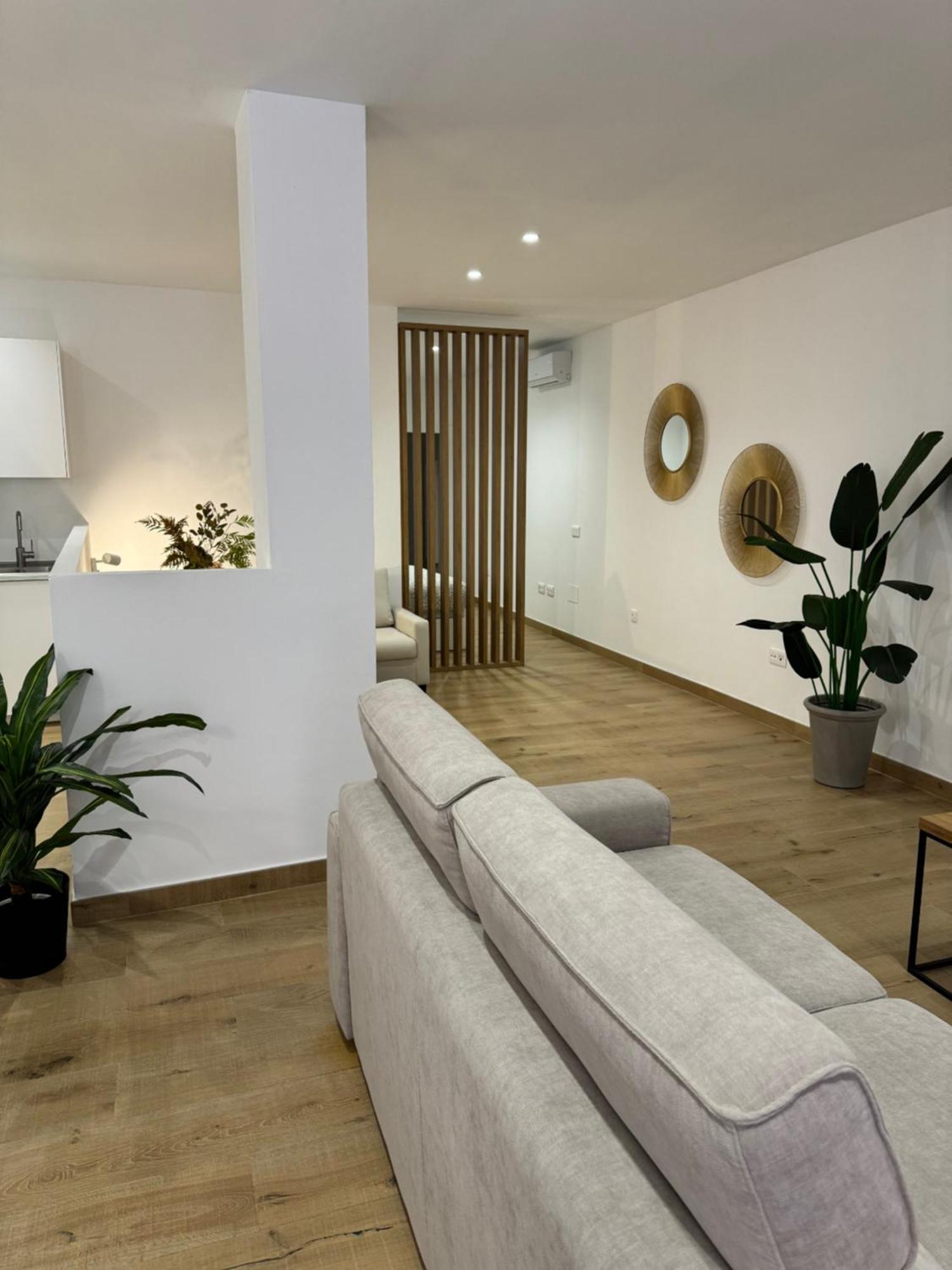Alderete Suites Malaga Bagian luar foto
