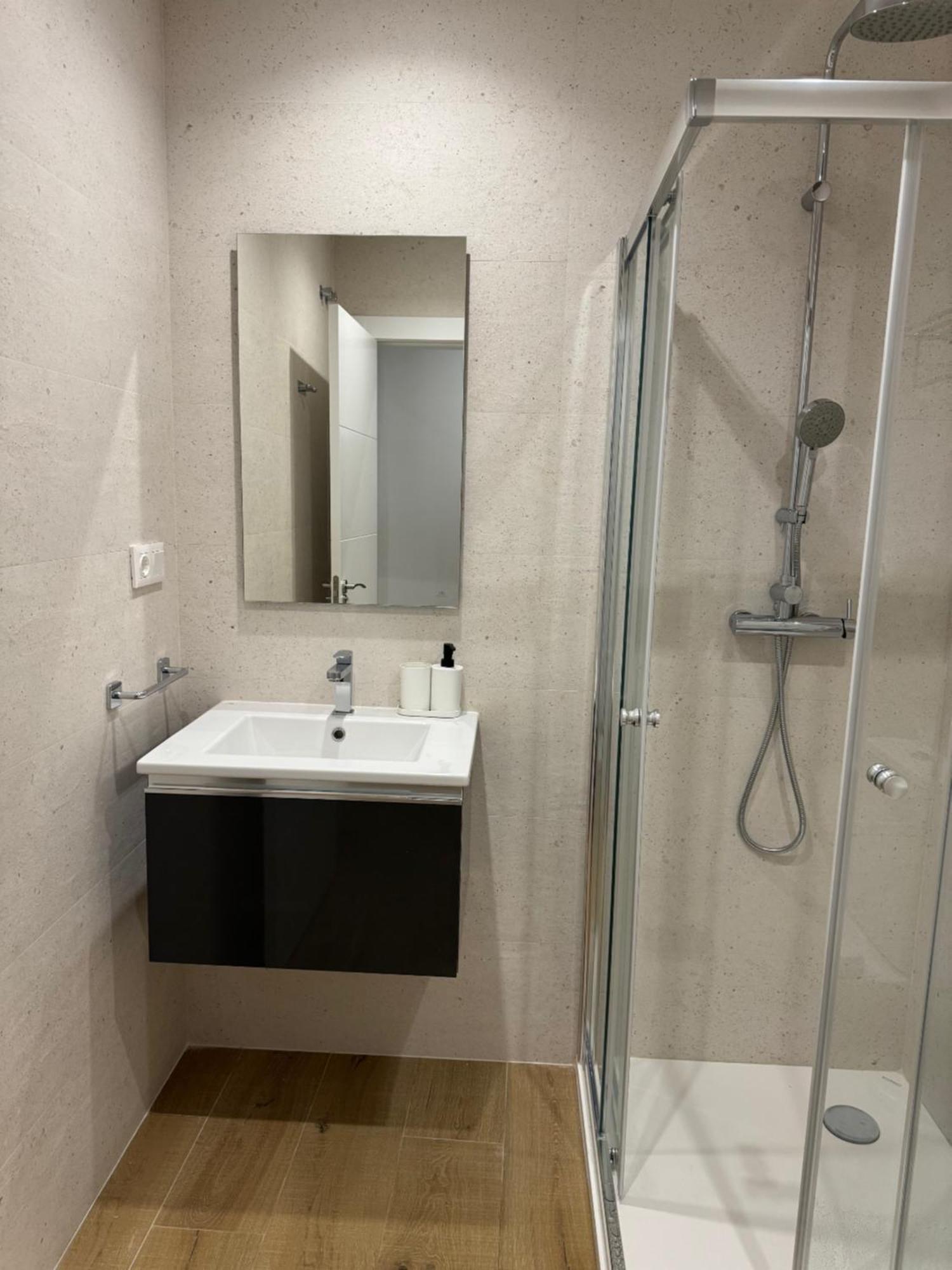 Alderete Suites Malaga Bagian luar foto