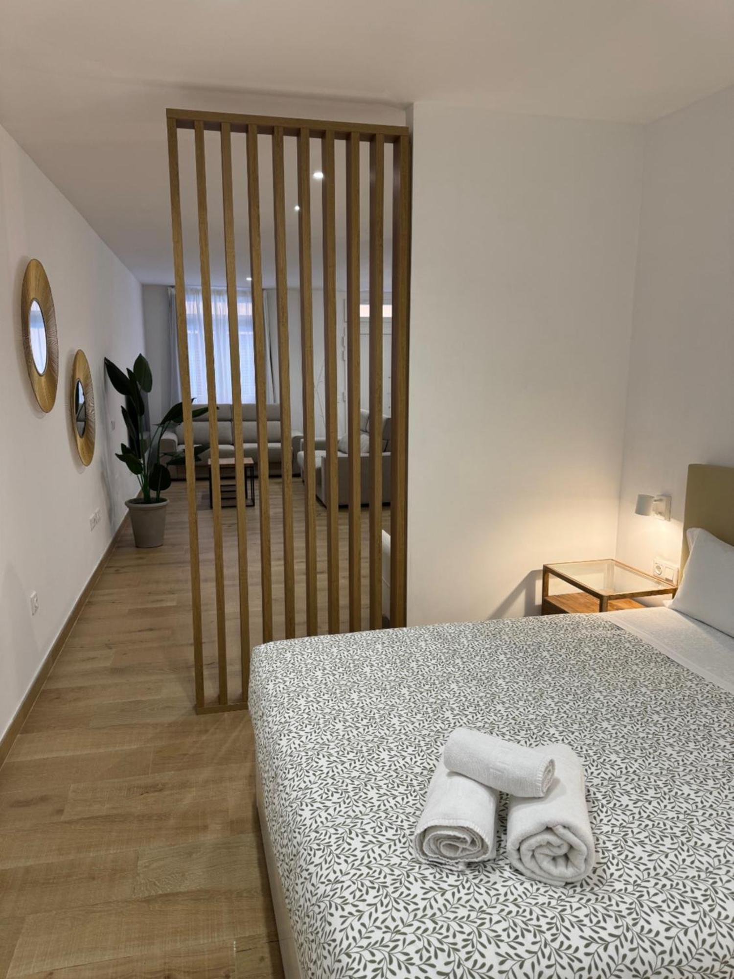 Alderete Suites Malaga Bagian luar foto